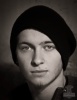 portrait2.jpg ID 122